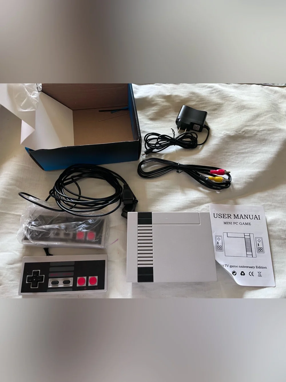Mini Game Anniversary Edition 620 Built-In Classic Games Console 2 Controllers